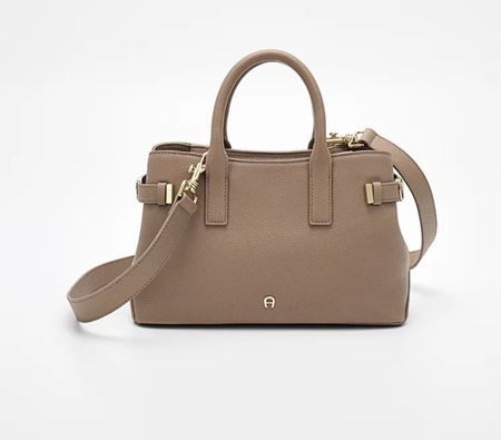 Aigner Handtasche beige mit Trageriemen Leder neuwertig
