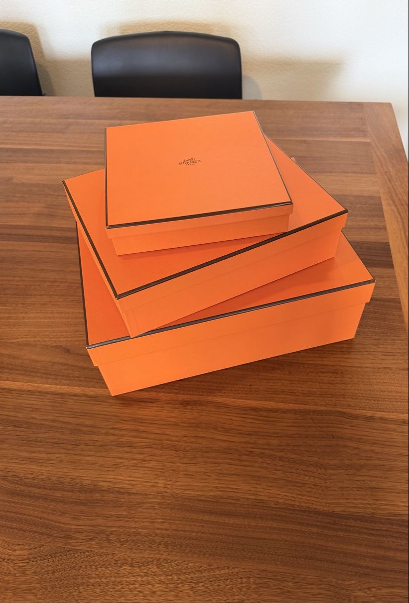 Altro in Decorazioni & Accessori: Hermes Orange Gift Boxes Set of 3 – Nuovo (secondo la descrizione) da Erlenbach ZH venduto da topchick 1