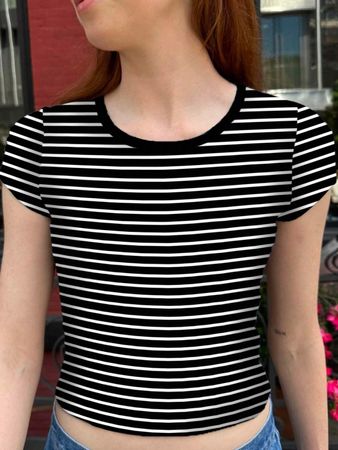 Neu schickes T-Shirt, Grösse S