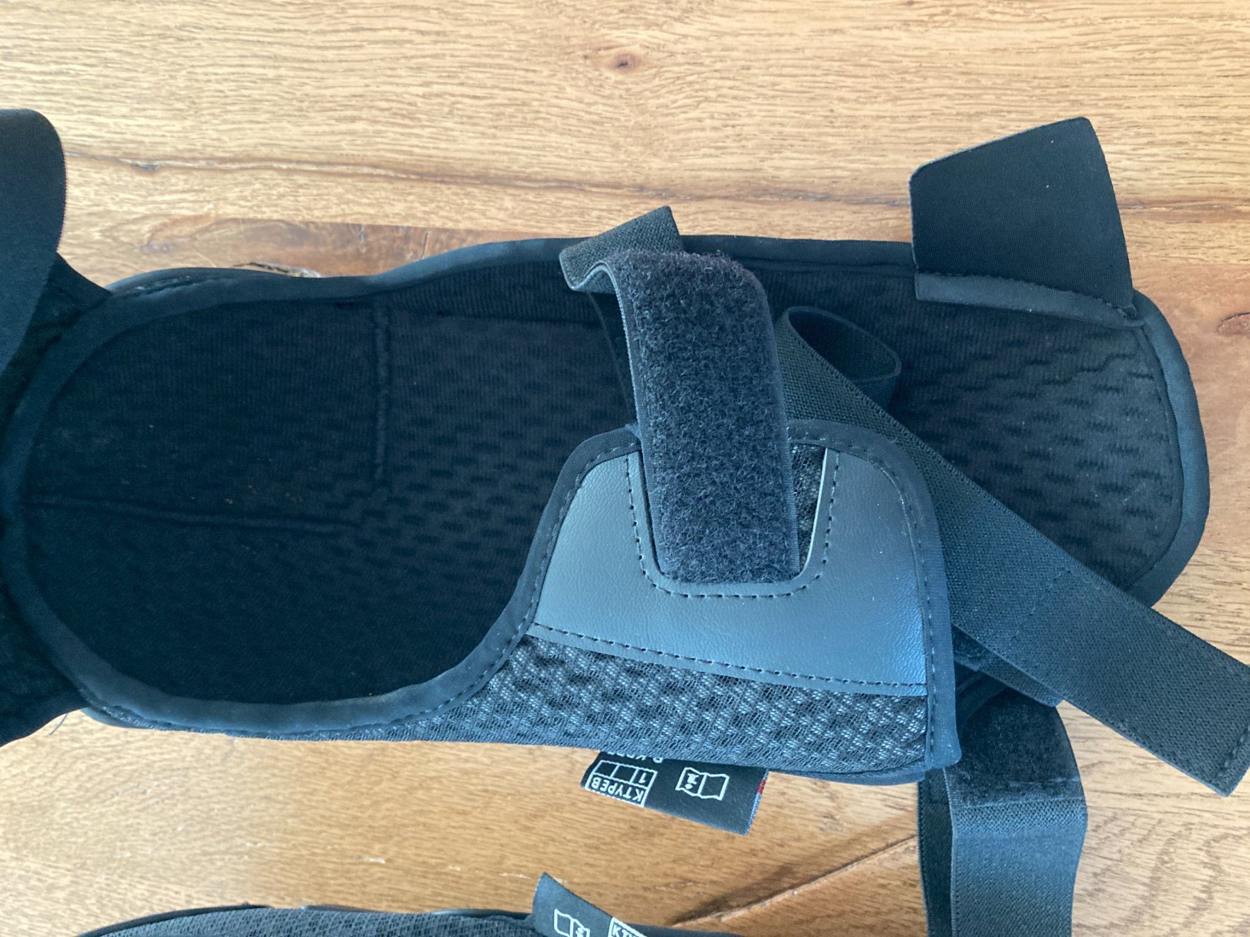 Alpinestars Protezioni & Imbottiture: Alpinestars Bionic Plus Knee/Shin Protect – Usato da Uttigen venduto da IngePeter 3