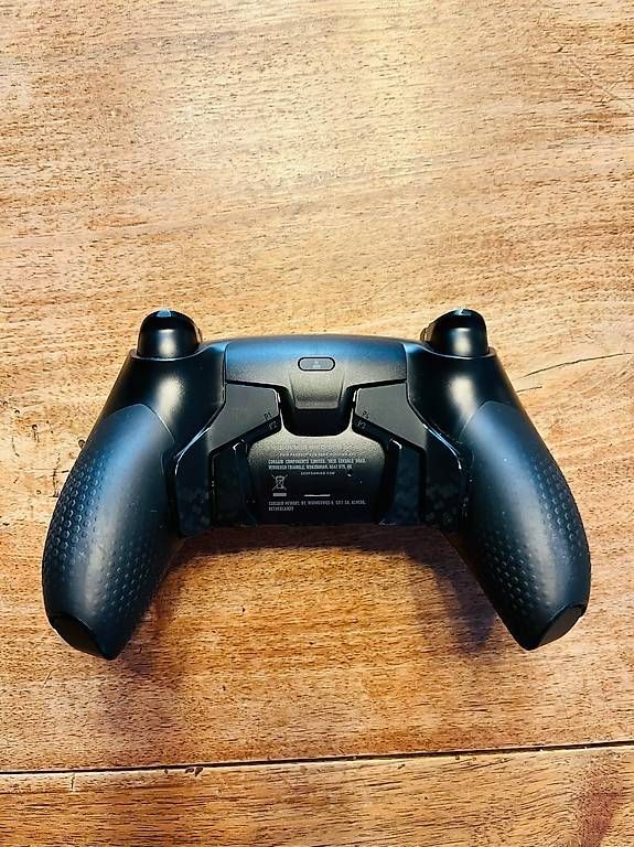 Controller: Manette controller Scuf Reflex FPS pour PS5 – Usato da Nyon venduto da guillaume.p 3
