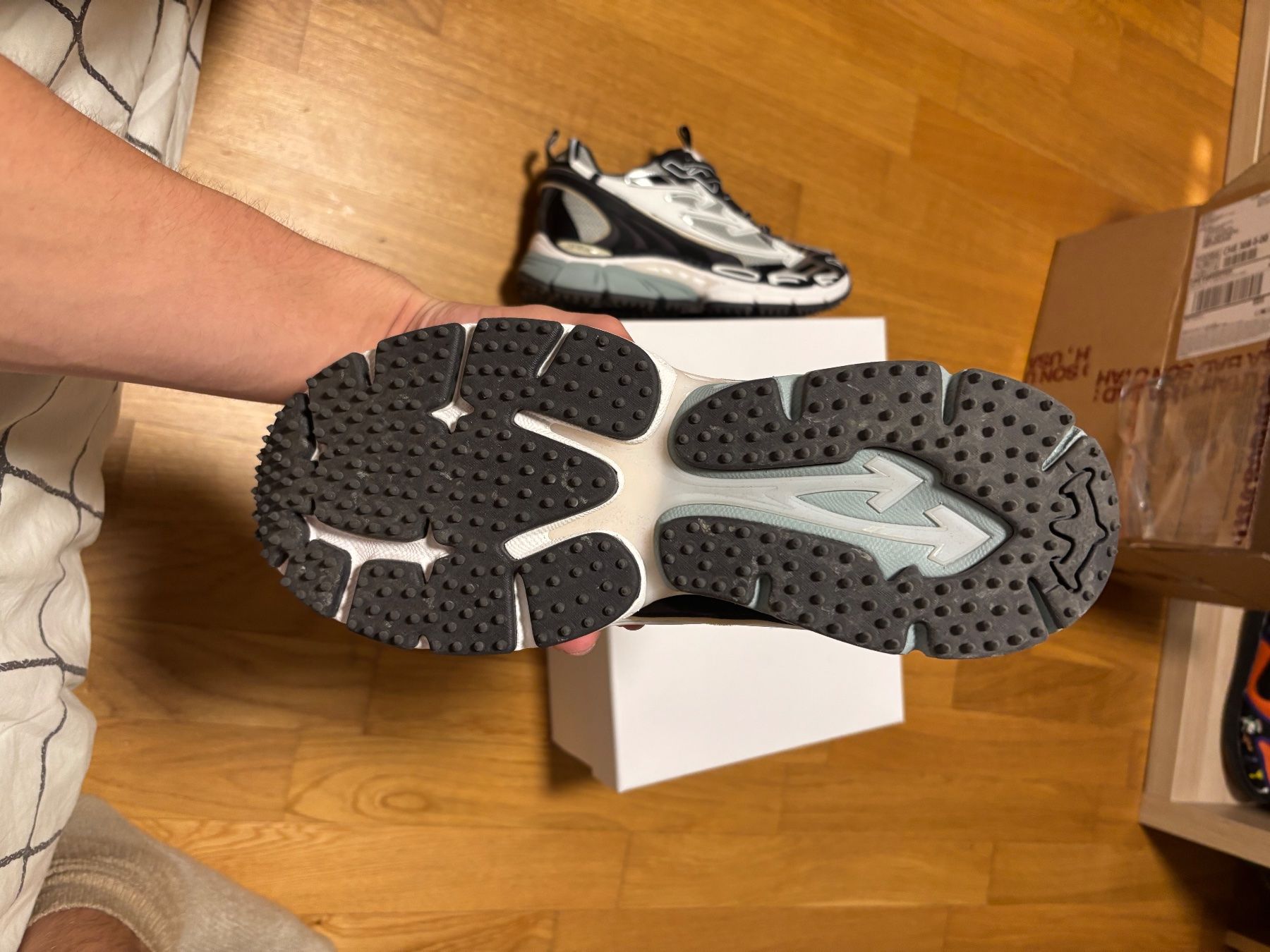 Off-White Herrenschuhe: OFF-WHITE BE BACK – Gebraucht aus Neuchâtel von eli_kz9z 2