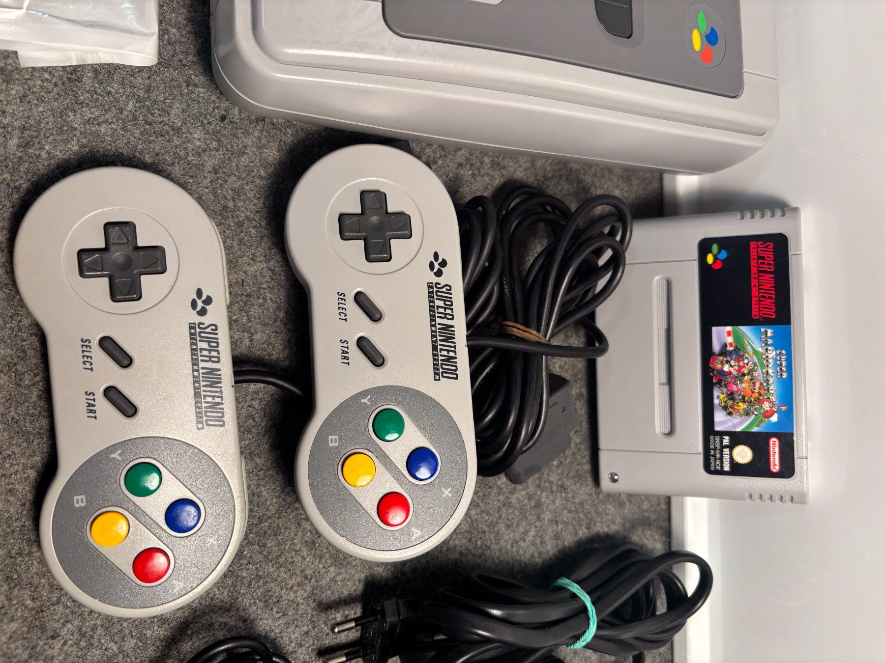 Nintendo Console: SNES Super Nintendo + Super Mario Kart + 2 Controller Set – Usato da Mollis venduto da GamingCorner 2