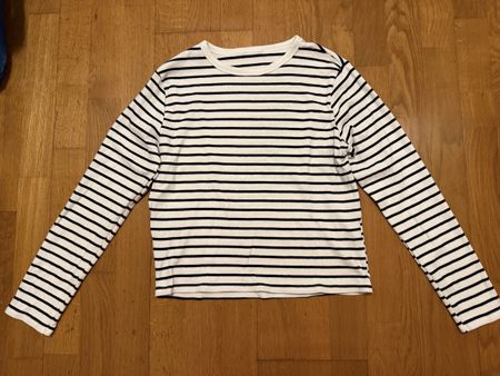 H&M Langarmshirt gestreift weiss schwarz. Grösse S.