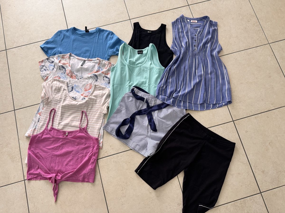 Lotti di vestiti: 45- teiliges Paket Gr M – Usato da Sirnach venduto da Meksi 3