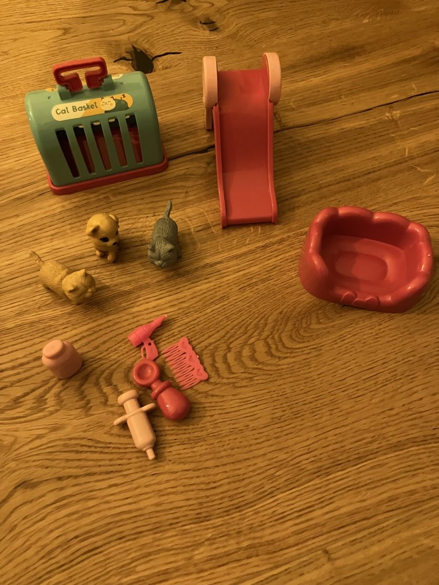 Giocattoli: Grosses Barbie Set in super Zustand – Usato da Ettingen venduto da OliviaL. 7