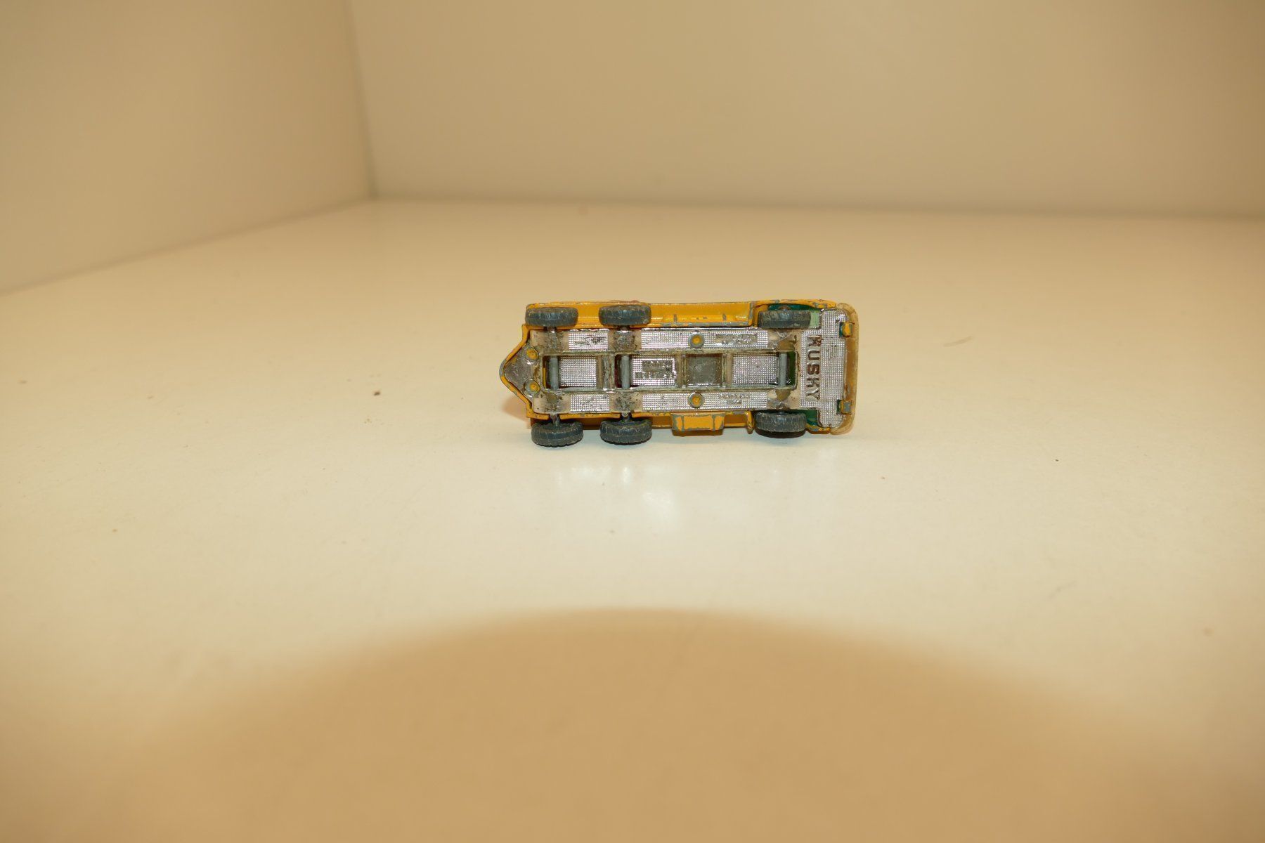 Modellini d'auto: Husky: ERF 66GX Truck – Usato da Niederhasli venduto da rail-duerst 5