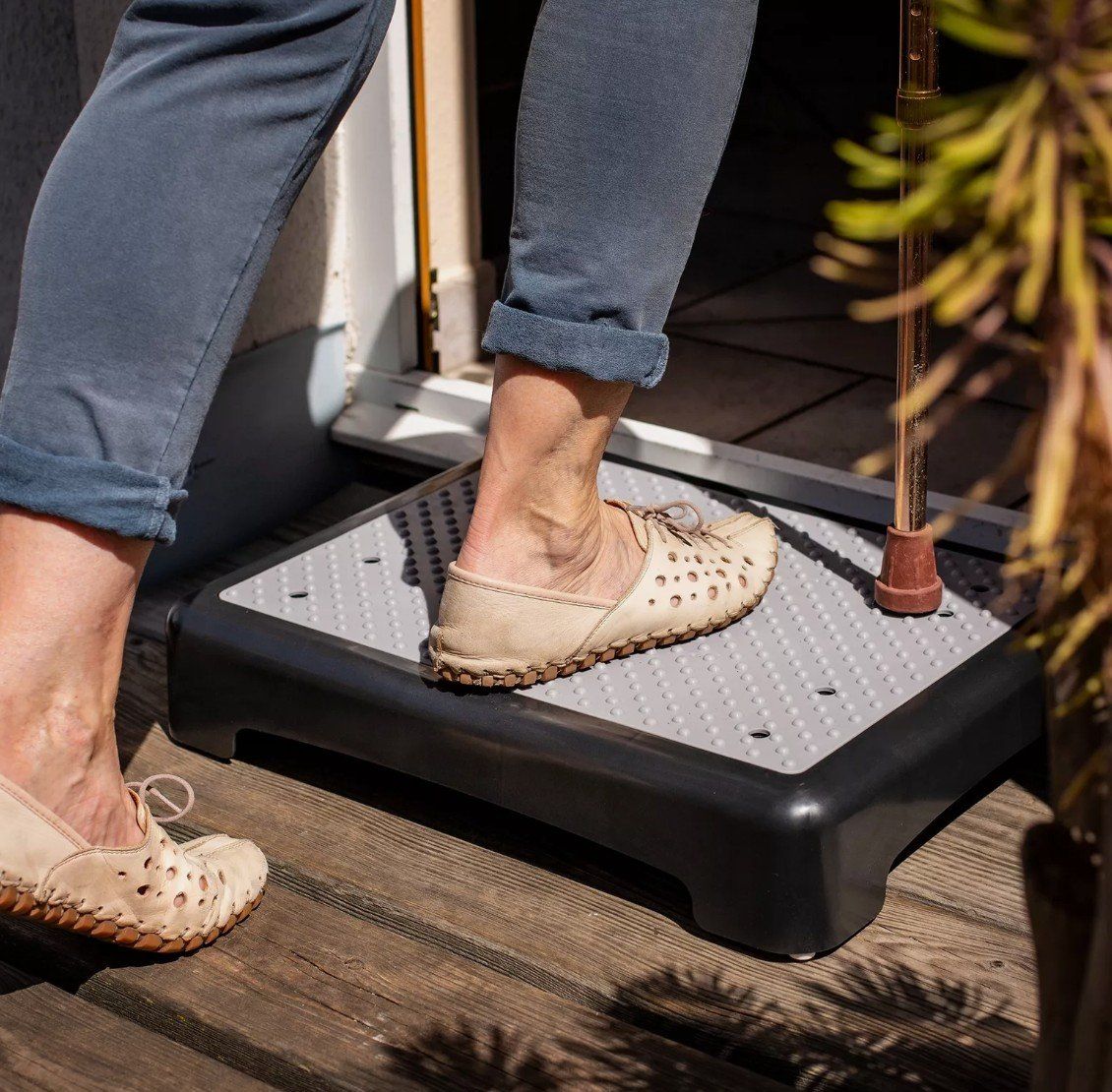 Treppen: UPP Trittstufe Tritt Hocker Einstiegshilfe Indoor & Outdoor – Neu und originalverpackt aus Koppigen von Bracher_Mail-House 4