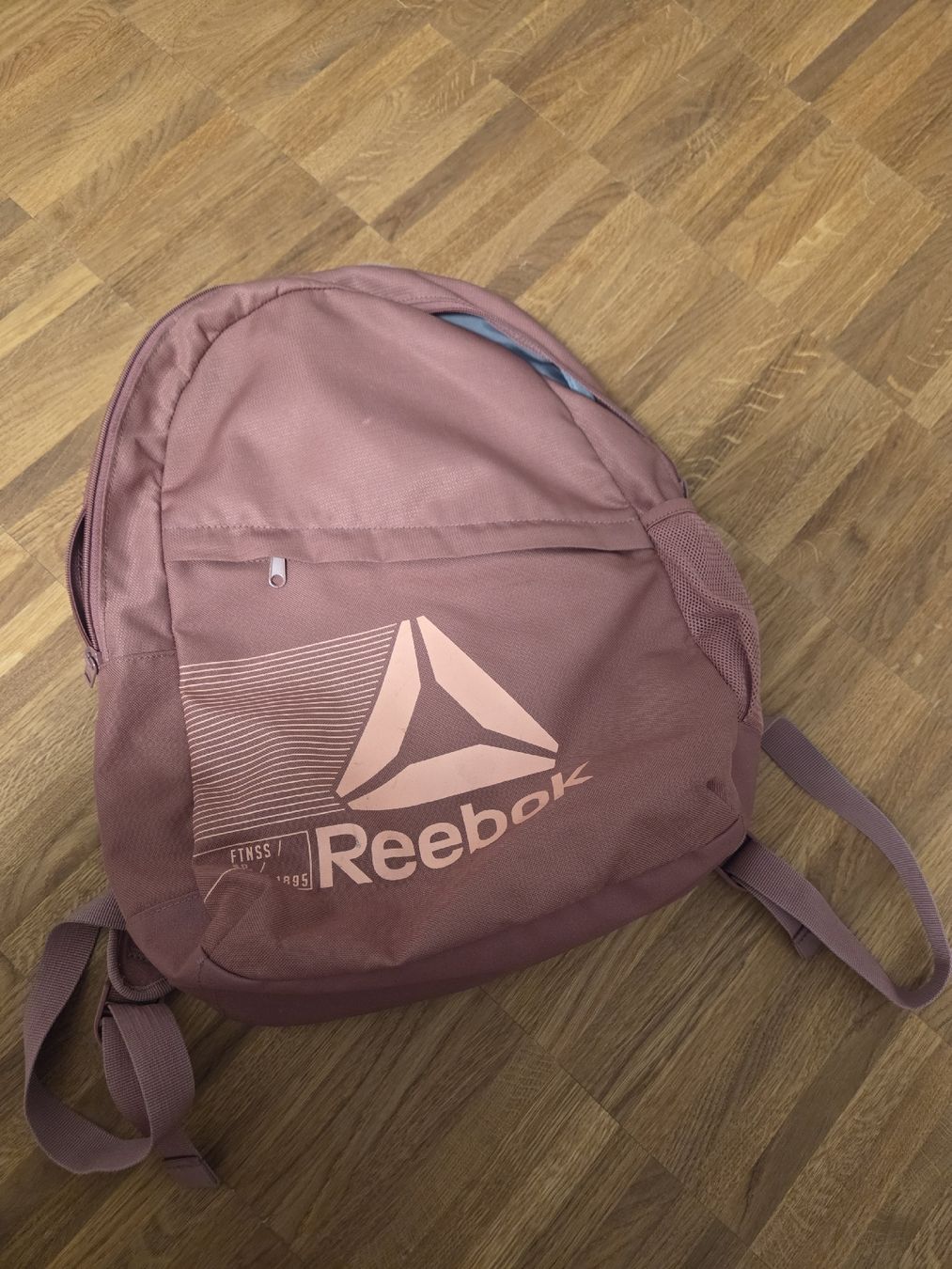 Reebok Zaini: Reebok Active Rucksack – Usato da Basel venduto da mar_wr92