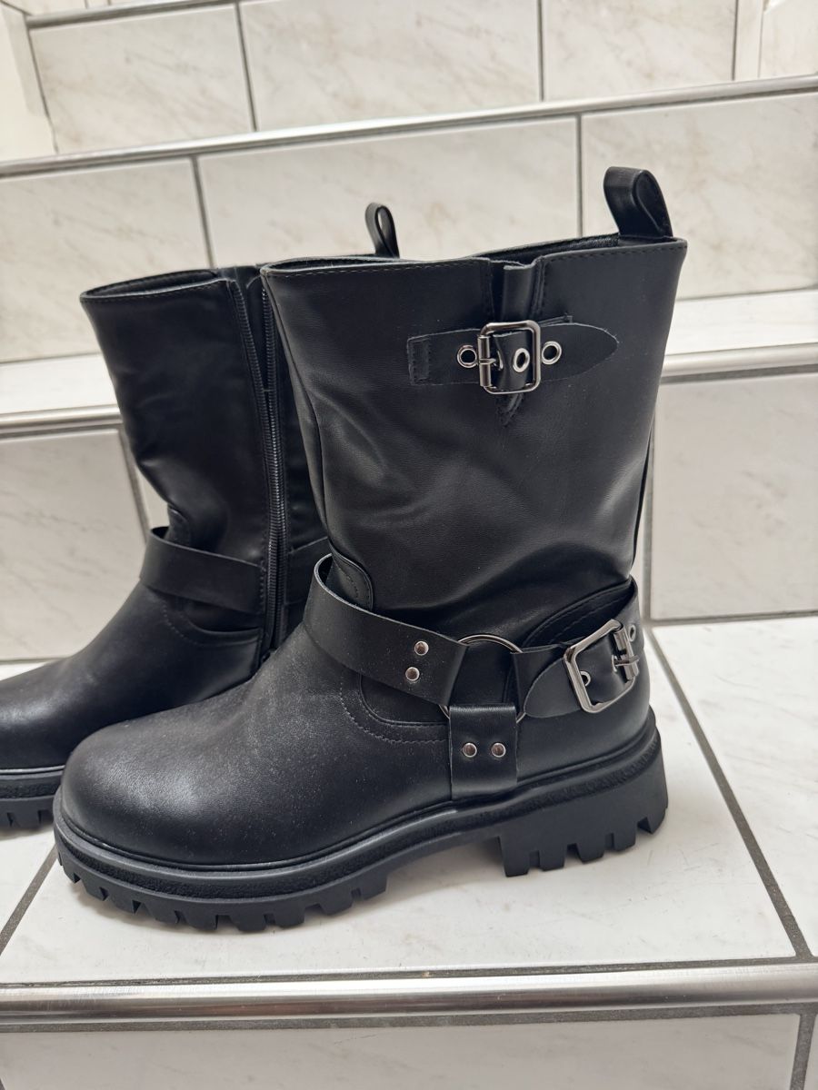 Damenschuhe: Stivaletti 41 nuovi mai utilizzati  – Neu (gemäss Beschreibung) aus Porza von kaj_d5q7 1
