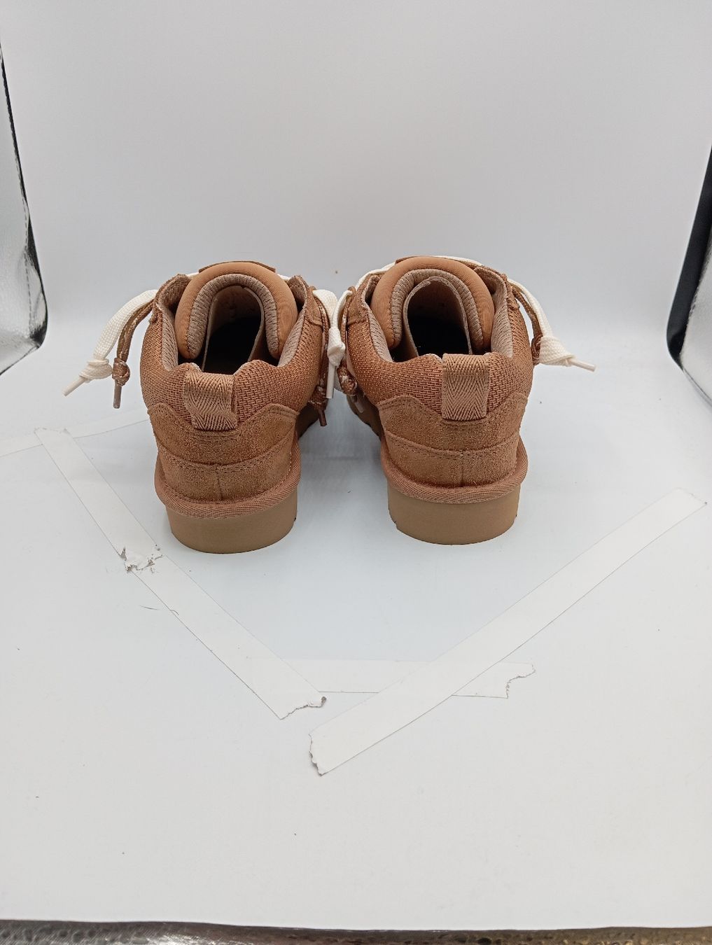 Ugg Scarpe da uomo: UGG Lowmel Lo - Chestnut (EU36) – Nuovo e nell'imballaggio originale da Schaffhausen venduto da outlez 3
