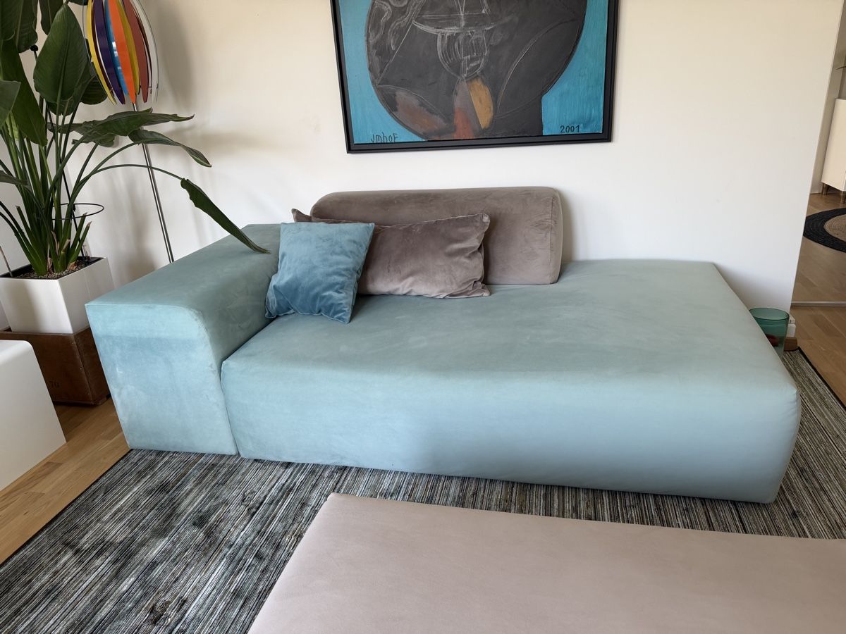 MYCS Divani: Light Blue PYLLOW Lounge Sofa inkl. Ottoman – Usato da Zürich venduto da shop_all