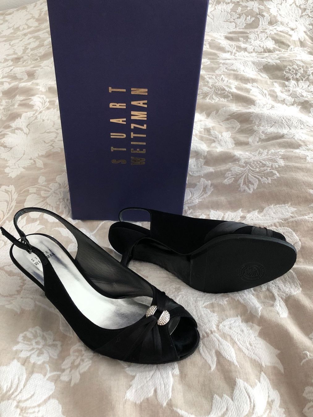 Stuart Weitzman Scarpe da donna: Stuart Weitzman Satin Slingbacks – Nuovo (secondo la descrizione) da Zürich venduto da erica72 4