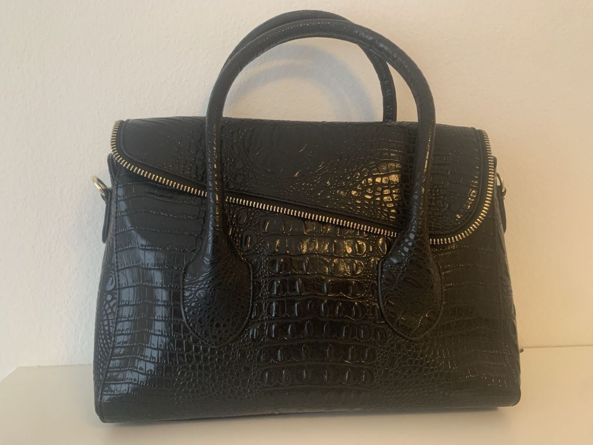 Taschen für Damen: Tasche – Gebraucht aus Basel von Pardesi84