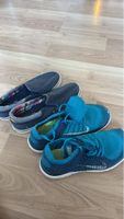 Sportschuhe & Freizeitschuhe Mix 2 Paar Grösse 42