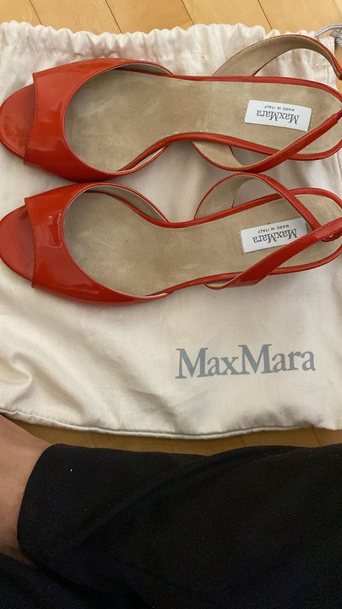 Max Mara Scarpe da donna: Absatzschuhe Max Mara rot Gr. 37 – Nuovo (secondo la descrizione) da Basel venduto da cat_25m7 1