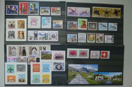2019: Jahresserie mit ET-Halbmond-Stempel Postpreis: 60.80.-