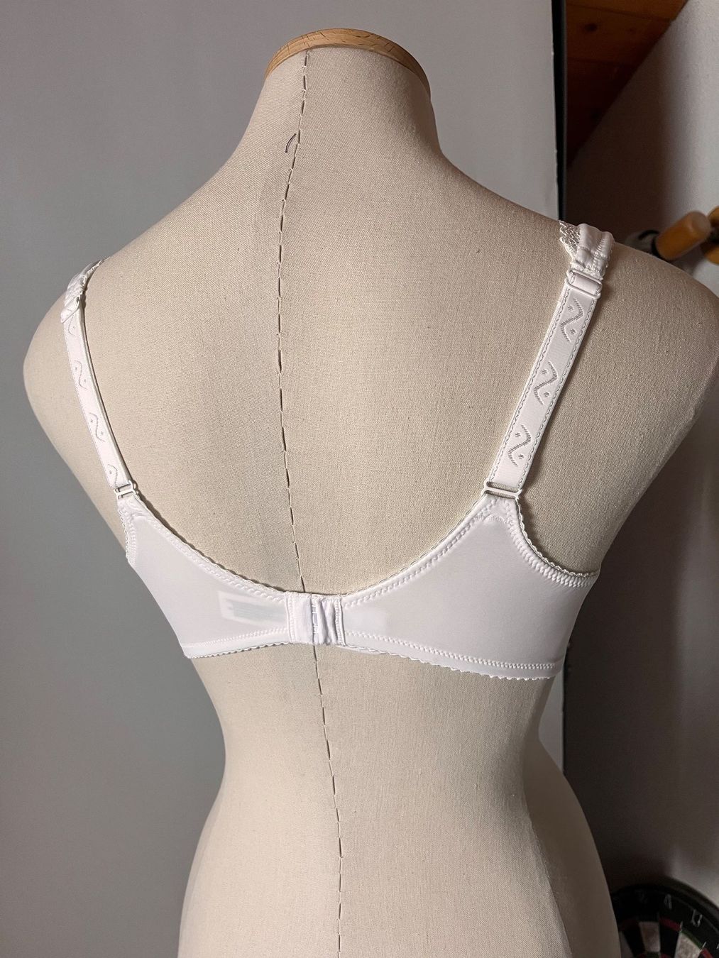 Lascana Altra biancheria intima: LASCANA, Soft-BH, Grösse 85B, Farbe Weiss – Nuovo e nell'imballaggio originale da Rudolfstetten venduto da gst_g7xl 3