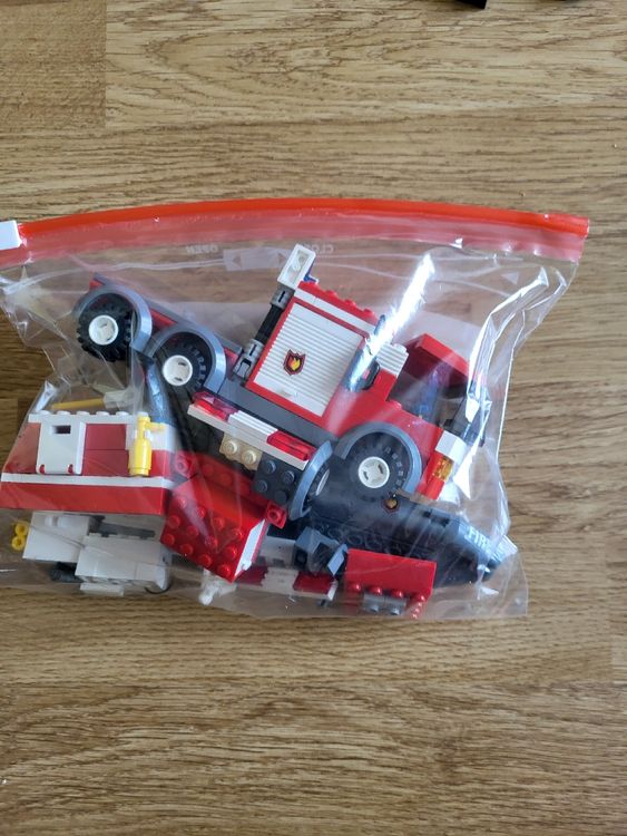 Lego Giocattoli: Lego city 7239 – Usato da Möriken AG venduto da Vandine 1