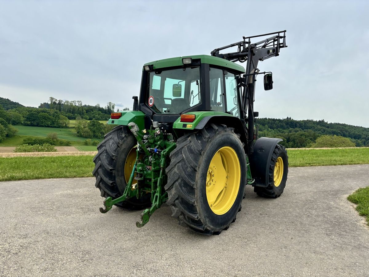 John Deere Trattori: John Deere 6400 Traktor – Usato da Courgevaux venduto da Querly 4