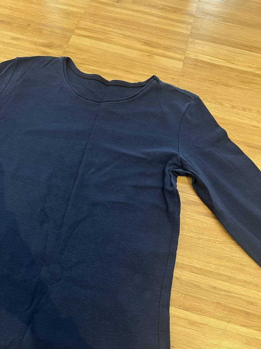 Camicette: Dark blue blouse – Difettoso da Adliswil venduto da avatar83 1