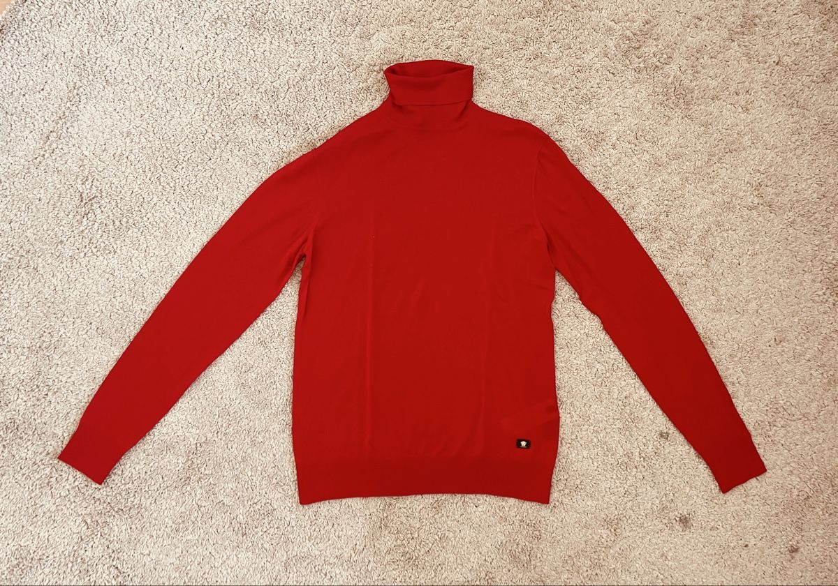 Versace Maglioni & Felpe: Versace Rollkragenpullover, rot, Grösse 50, Neu – Nuovo (secondo la descrizione) da Basel venduto da MarkenundKleidung