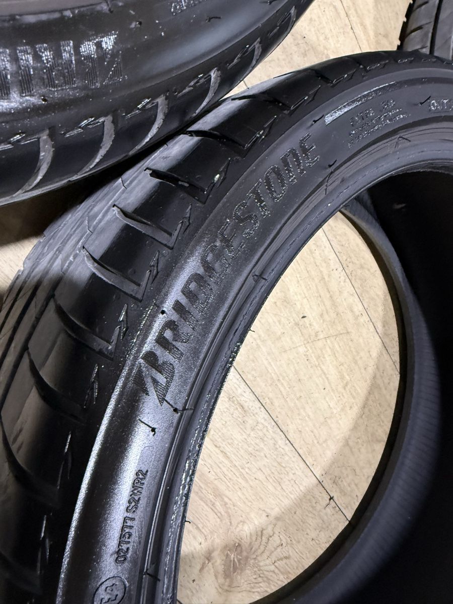 Pneus & Roues: 215/40/18 – D'occasion à Gisikon par SKR-F10 2