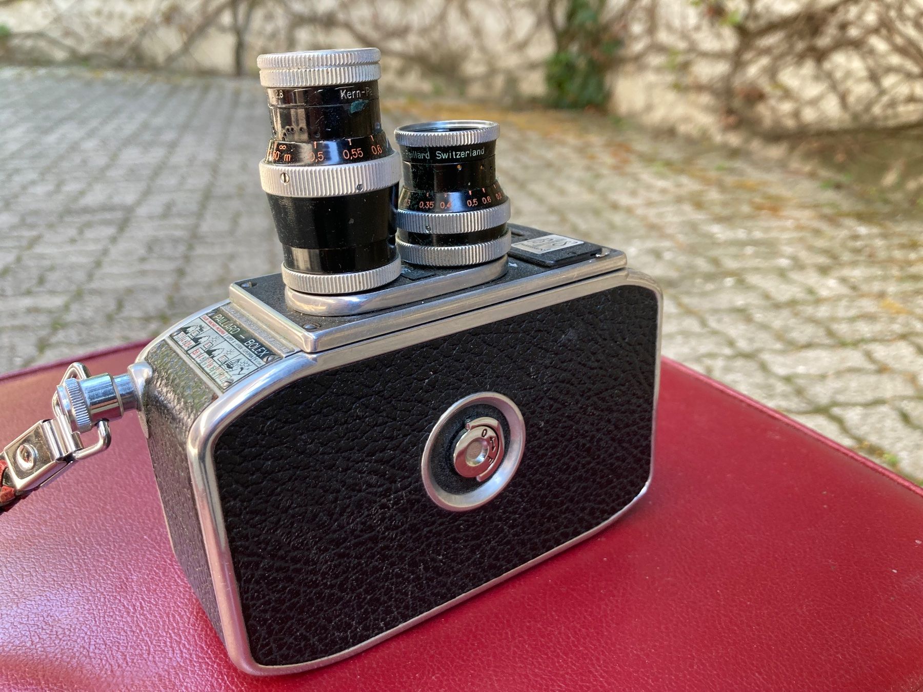 Bolex Videocamere: Caméra Bolex Paillard B8 – Usato da Vevey venduto da parine 2