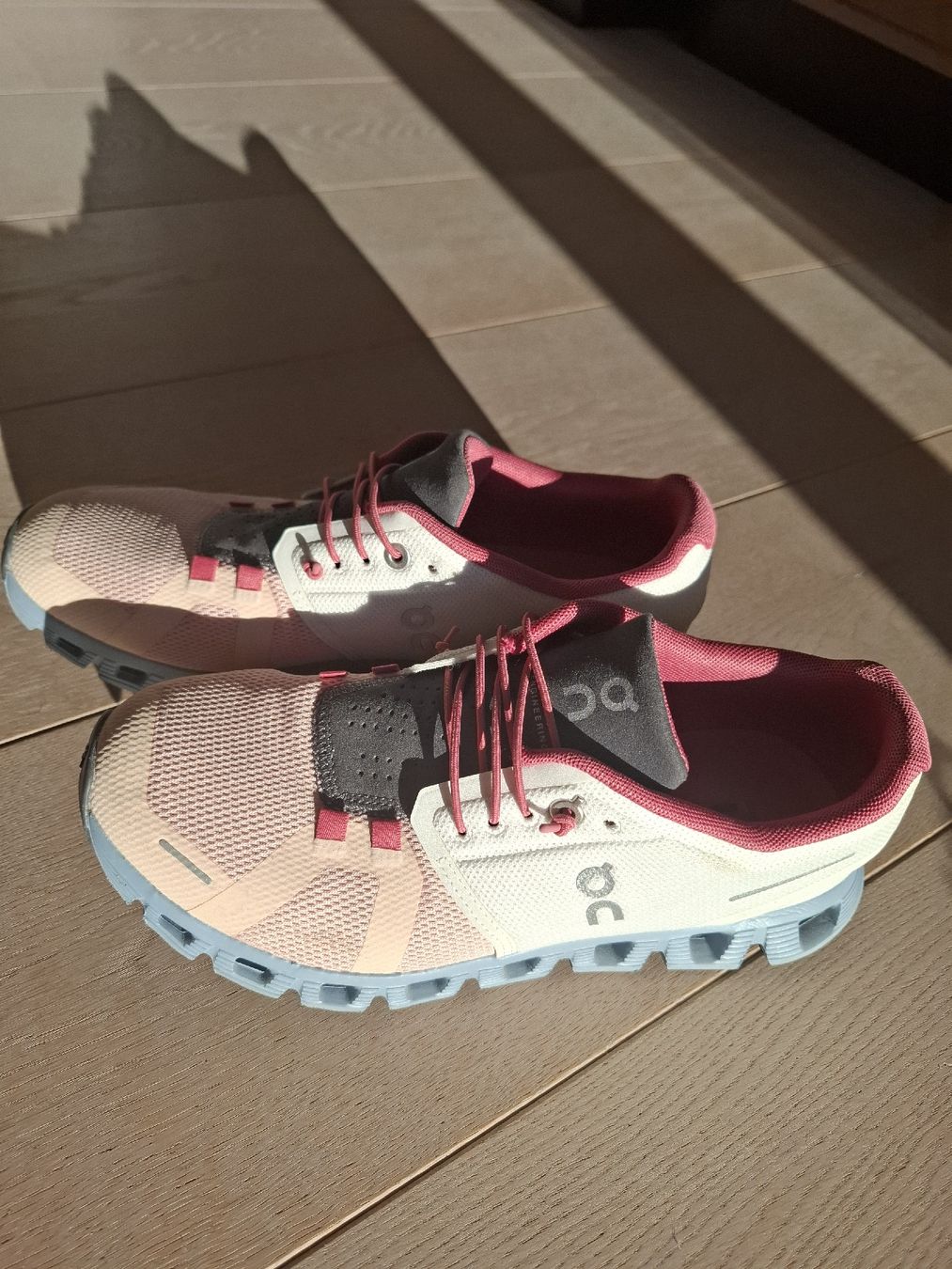 On Damenschuhe: ON Cloud 6 Damen 38.5 – Neu (gemäss Beschreibung) aus Seuzach von ssz_j8tb 1