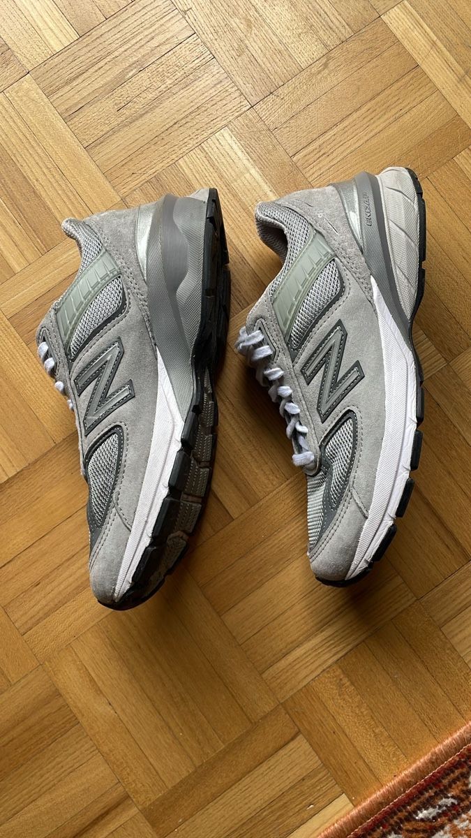 New Balance Scarpe da uomo: New Balance 990 – Usato da Winterthur venduto da pia_s6ws