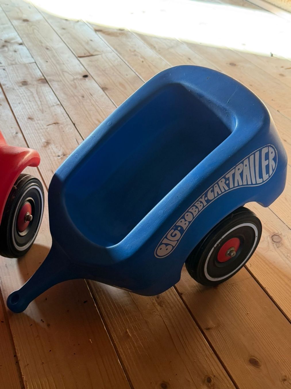 Veicoli per bambini: Bobby Car mit Anhänger – Usato da Kestenholz venduto da cvx_889vv 1