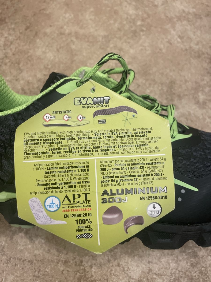 Scarpe da uomo: Arbeitsschuhe Nr 41 Neue – Nuovo (secondo la descrizione) da Basel venduto da sopi04 2