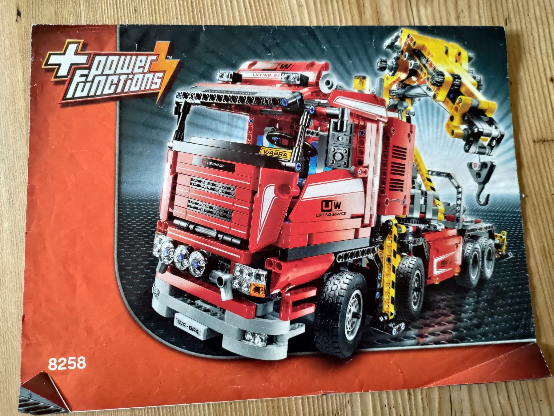 Lego Spielzeuge: LEGO Technic 8258 Kranwagen mit Power Functions – Gebraucht aus Nänikon von Chutimon 2
