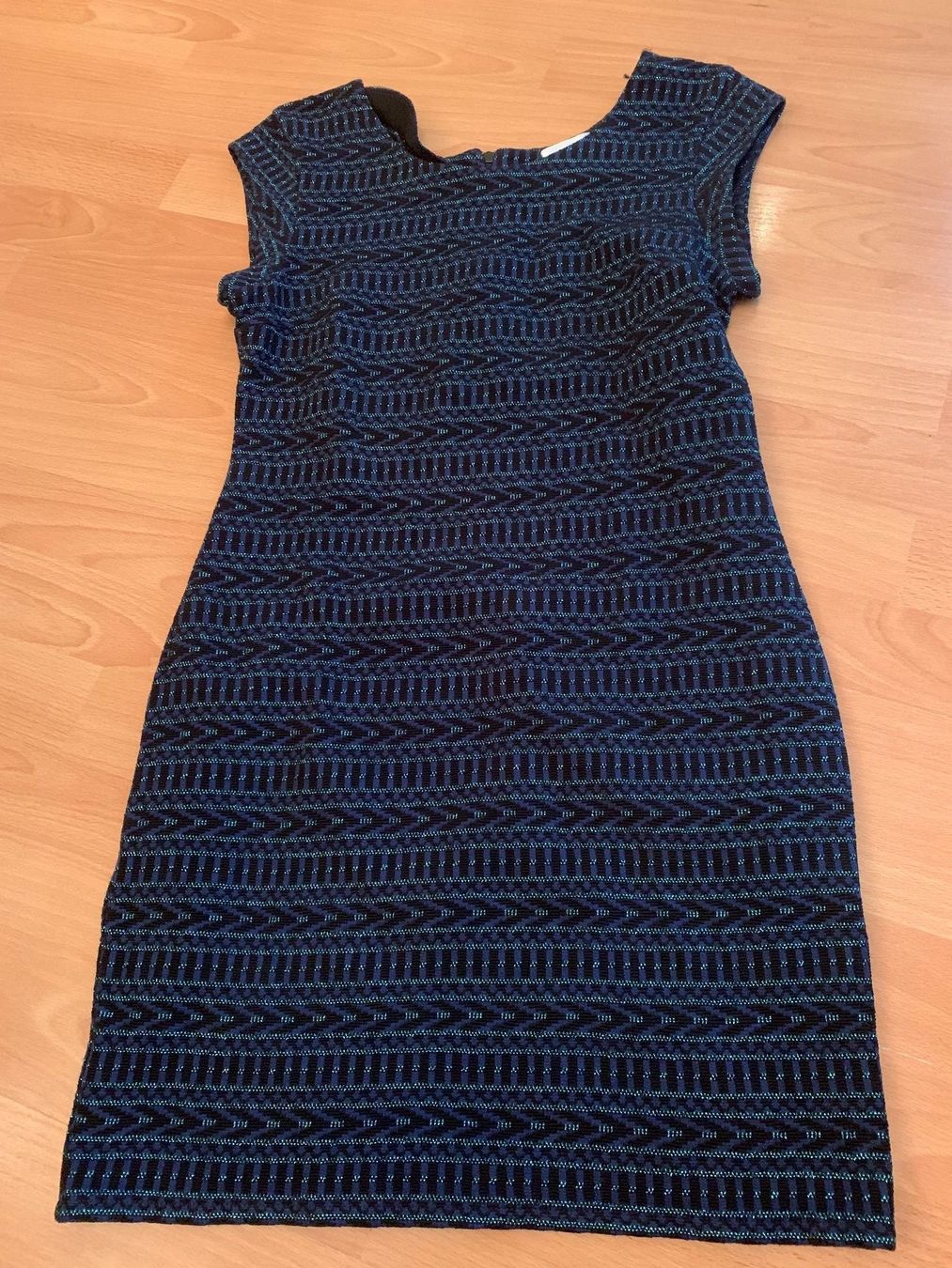 Vestiti: Jolie robe de soirée Cache cache t. 38-40 ou M – Usato da MEYRIN venduto da Gwendo10
