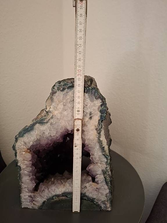 Minerali & Pietre curative: Verkaufe schönen Amethyst  – Usato da Luzern venduto da nsc_tn7z 1