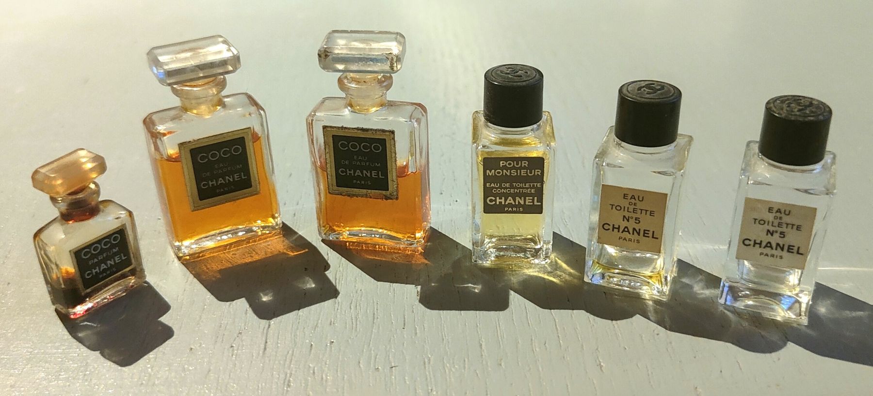 Chanel Profumi & Eau de Toilette: 6 flacons chanel de collection miniatures – Nuovo (secondo la descrizione) da Biel/Bienne venduto da notfun