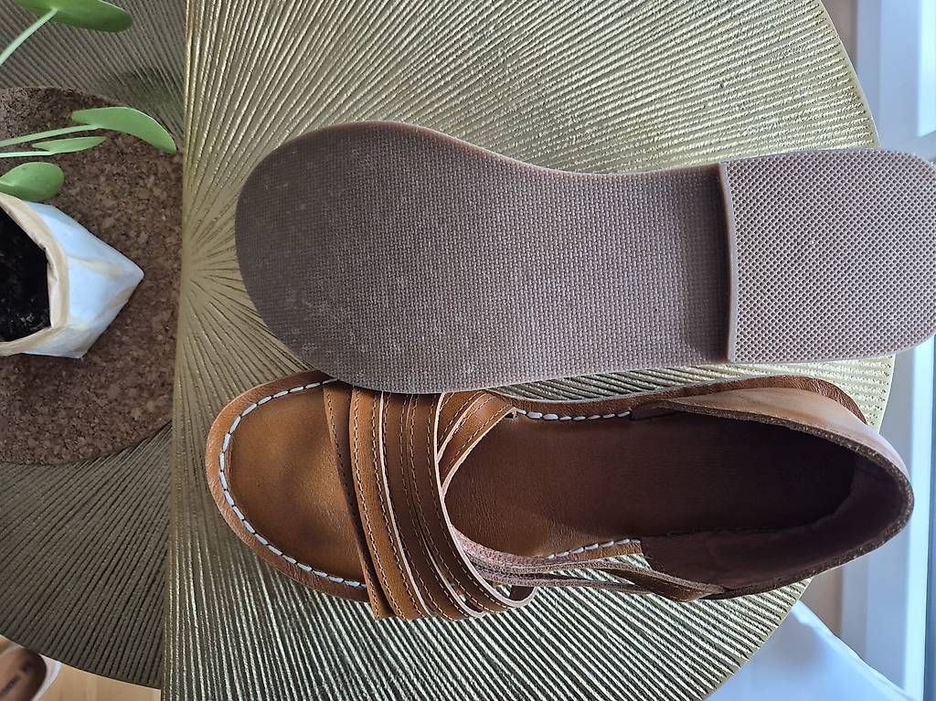 Scarpe da donna: Echtleder-Sandale, Grösse 38 – Usato da Zürich venduto da nat_zjl8 2