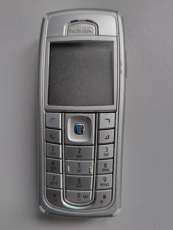 Nokia Telefoni cellulari / Smartphones: Retro Handy Sammlung: Nokia, HTC & Wiko - 6 Stk. – Usato da Wiezikon b.Sirnach venduto da MaKe58 4