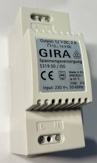Unità & Adattatore: GIRA 531900 Netzteil 12 V DC | 2 A – Usato da Beinwil am See venduto da peety 1