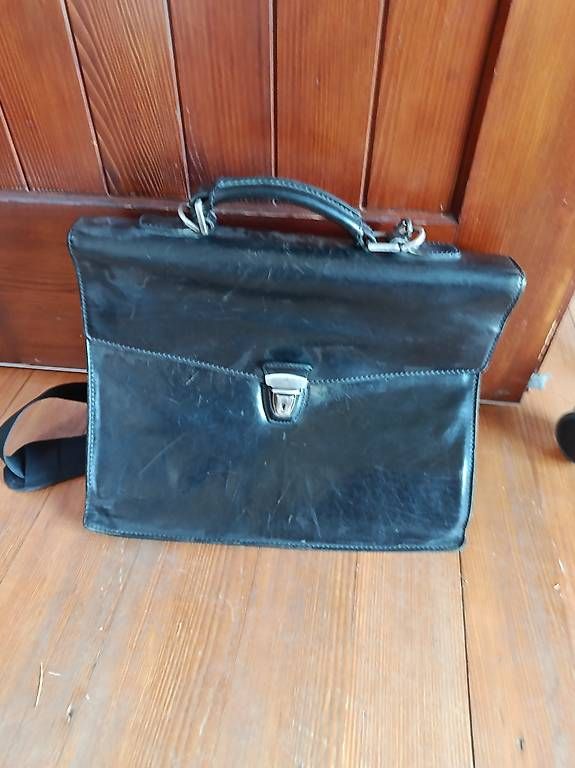 Koffer & Taschen: Aktentasche aus Leder  – Gebraucht aus Staufen von leo_d5c7