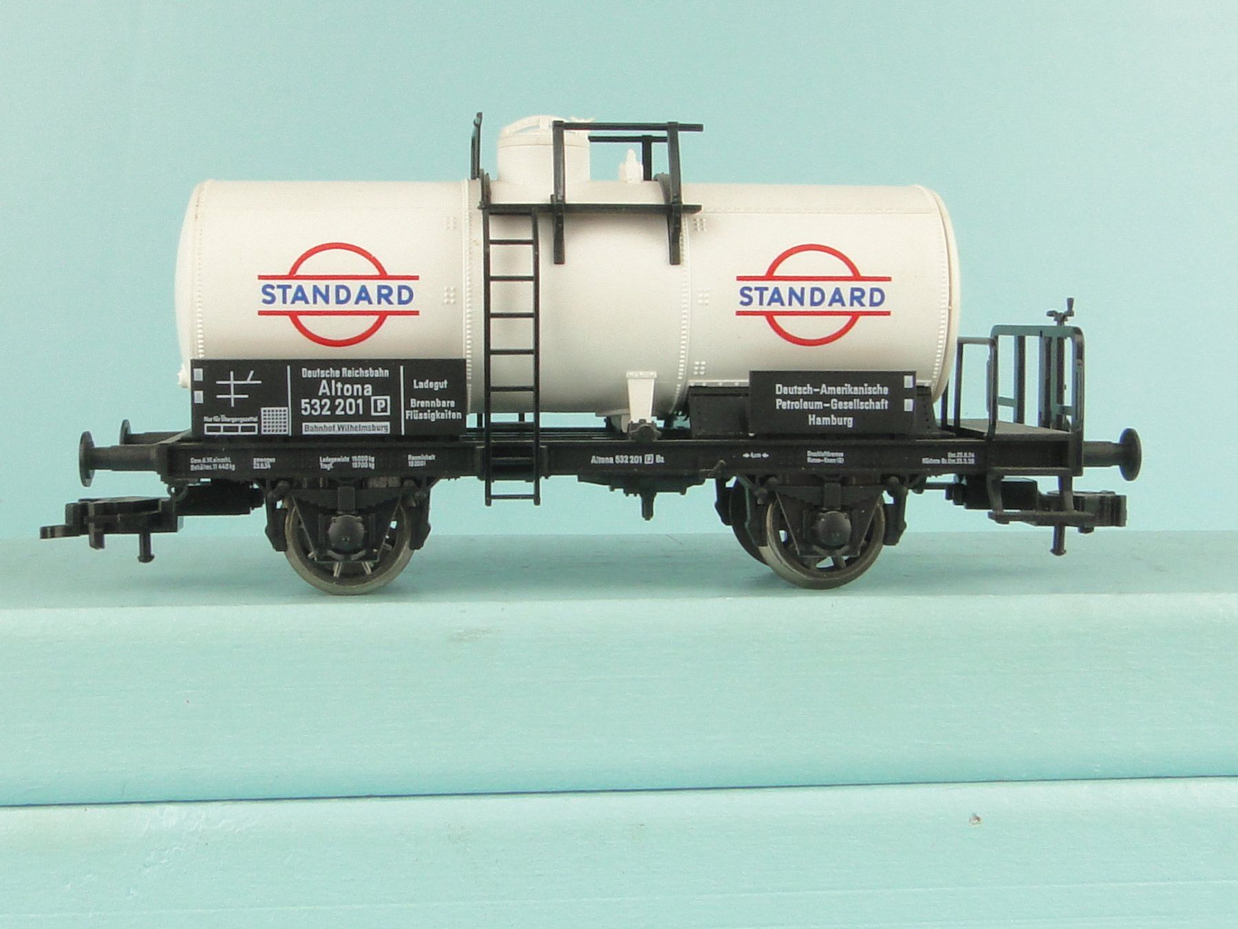 Modelleisenbahnen: Fleischmann H0 DR Tankwagen Standard – Gebraucht aus Bülach von cann11 3