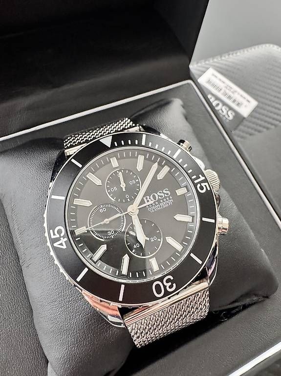 Hugo Boss Orologi: Hugo Boss Ocean Edition Chronograph- black – Usato da St. Gallen venduto da Maverik_HunterX 1