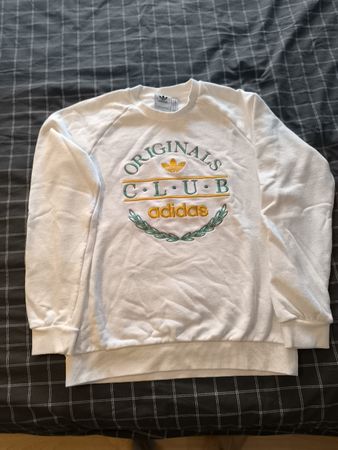 Adidas Originals Club Sweatshirt - EUC - Size Medium