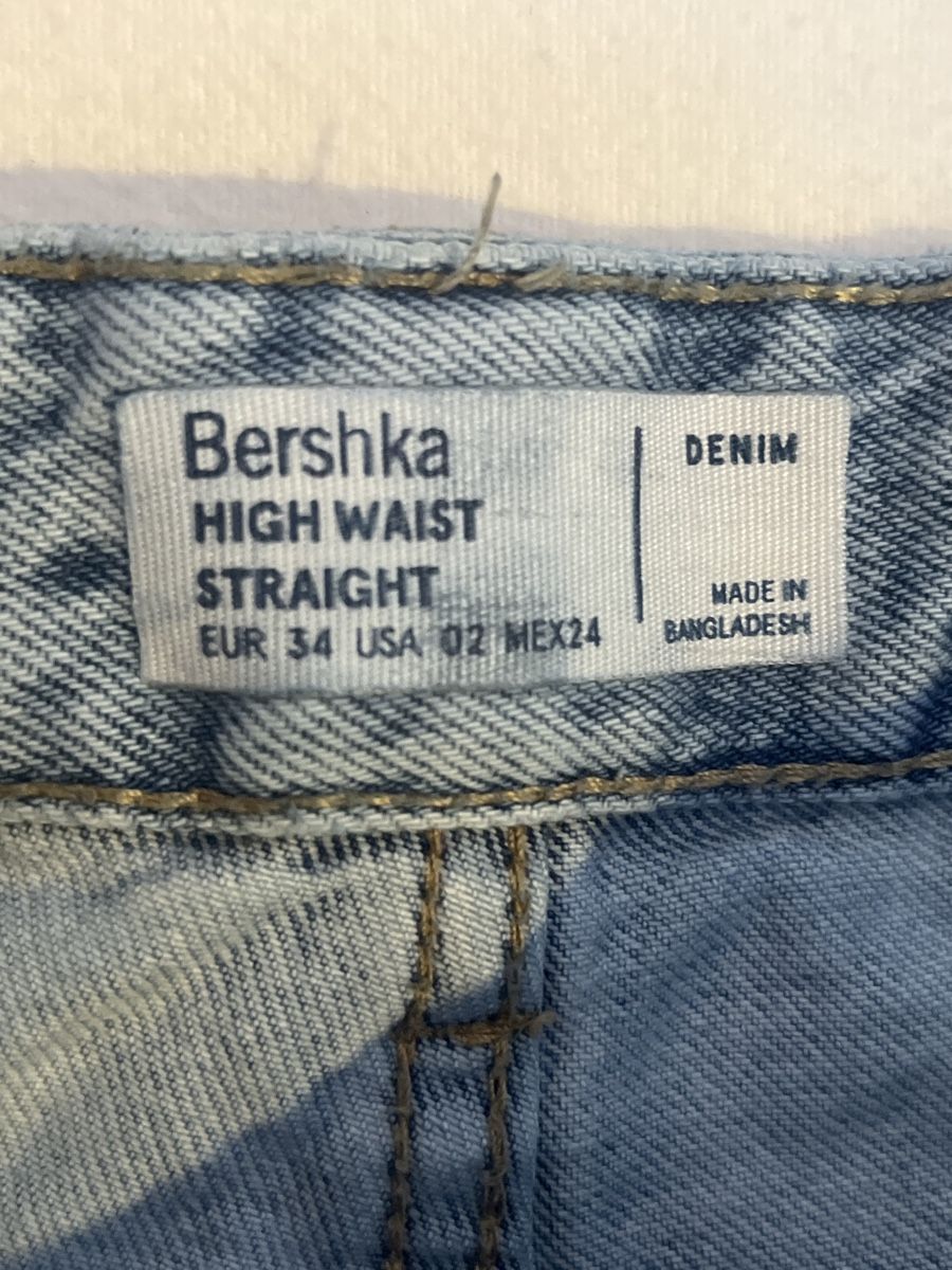 Bershka Jeans: Bershka jeans gr 34 blau – Gebraucht aus Adligenswil von Phoenix2017 3