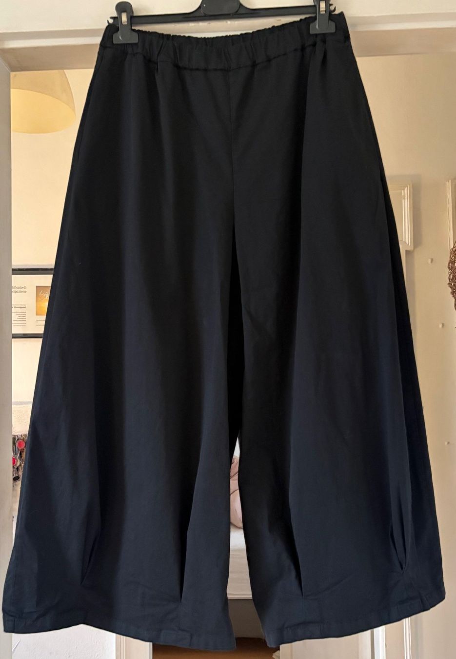 Pantaloni: PANTALONS EN COTON! M – Nuovo e nell'imballaggio originale da Locarno venduto da NicoNion