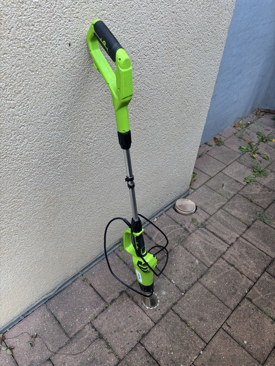 Tutti gli attrezzi: Unkrautvernichter elektrisch – Usato da Adlikon venduto da kathrinemma