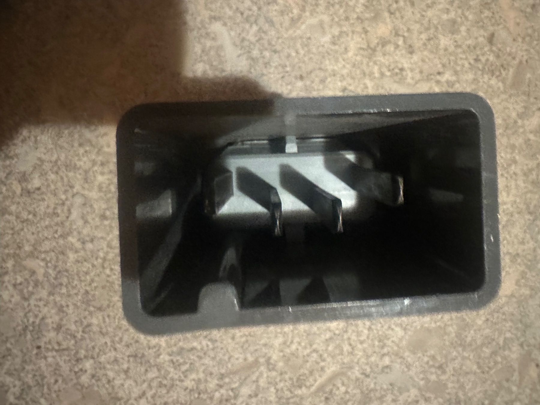 Spine: J 25/4 Polig Stecker CMC – Usato da Huttwil venduto da Bolpa 2