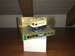 Bedford CA Van EXPRESS DAILY 1/43 Corgi Classic Models