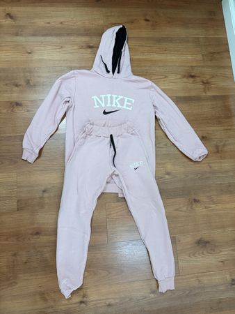 Nike Women’s Tracksuit Pink Hoodie & Joggers