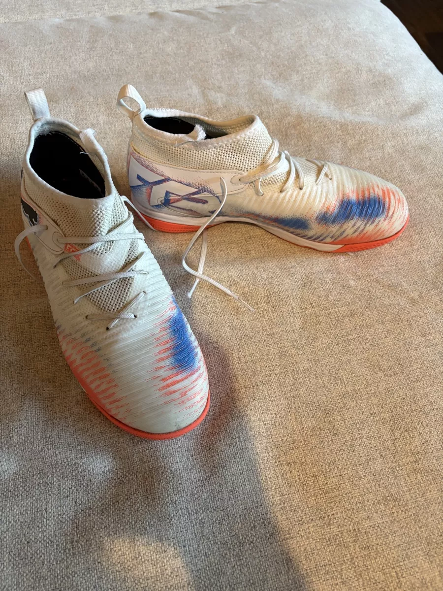 Scarpe da uomo: Hallenschuhe  – Usato da Brienz BE venduto da row_7mxr